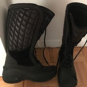 North face snow boots size 10
